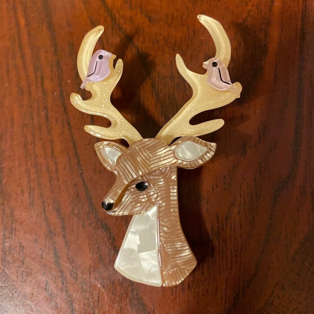 Kind Hearted Keresh Erstwilder brooch
